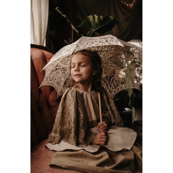 Vintage Girls Toddler Victorian boho grow dress with train new size 2T-5T - Picture 2 of 10